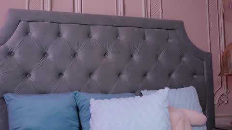 LucyAddison online show from April 4, 10:25 am