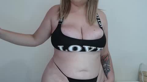 Lucy online show from October 31, 10:25 pm