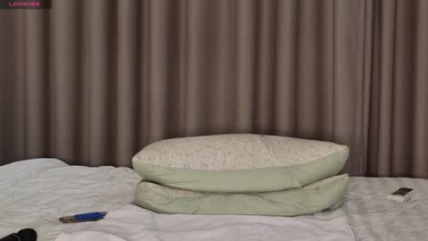 Snapshot of lucynuty chatting on January 7, 5:01 am Love kinky Go here  online show from January 7, 5:01 am