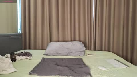 Snapshot of lucynuty chatting on February 24, 4:47 am Love kinky Go here  online show from February 24, 4:47 am