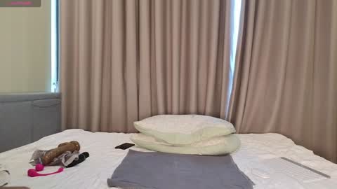 Snapshot of lucynuty chatting on January 25, 7:28 am Love kinky Go here  online show from January 25, 7:28 am