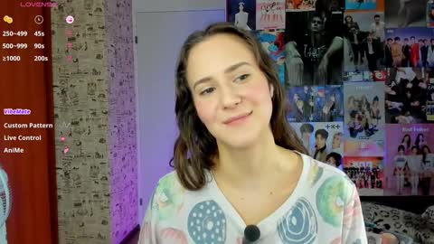 Lucy Rose online show from September 12, 6:46 am