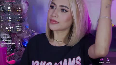 Snapshot of lucyrouse18 chatting on January 18, 5:04 pm Lucy online show from January 18, 5:04 pm