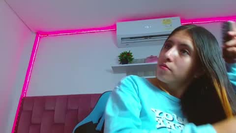 Snapshot of lucyy_start chatting on March 11, 7:14 pm LUCY online show from March 11, 7:14 pm