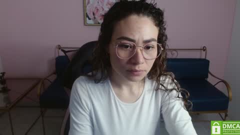 luisa mourfor online show from January 7, 1:03 pm