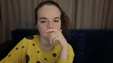 Luisa Rosee online show from February 18, 10:03 pm