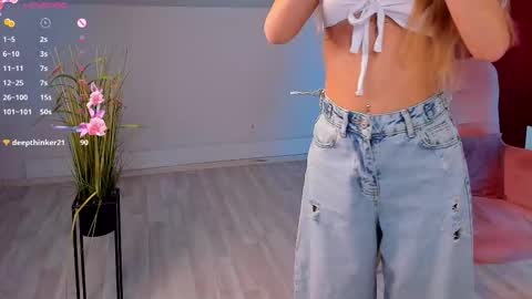 Cherie online show from December 20, 1:37 pm