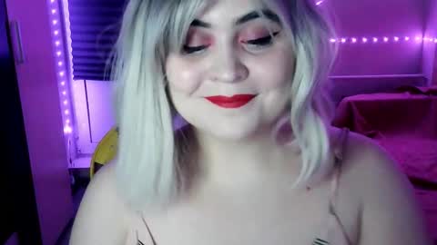 lulovia online show from March 23, 9:54 pm