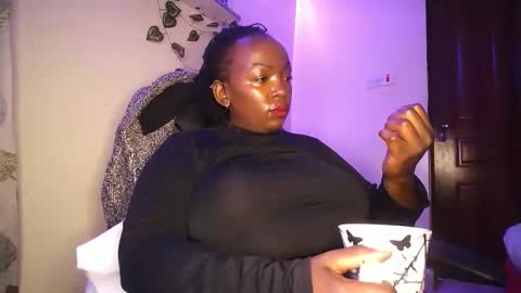 lulu_sparks1 online show from September 16, 4:20 am