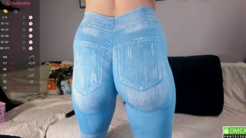 Alice online show from April 5, 8:08 pm