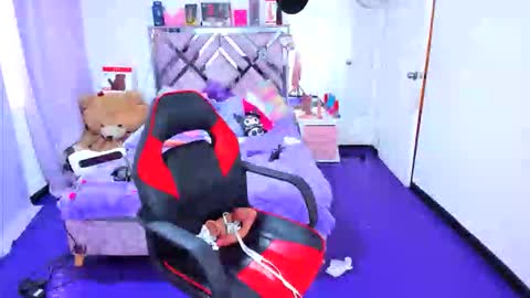 luna_analya online show from March 7, 7:32 pm