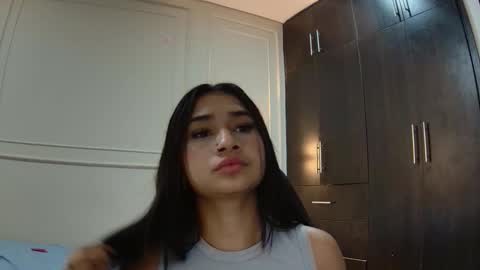 luna and banji online show from February 3, 6:40 am