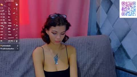 Amelia online show from February 12, 1:35 pm