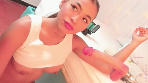 luna_cute_2 online show from January 6, 4:05 am