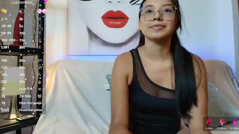 Luna Ferrer online show from May 2, 10:24 pm