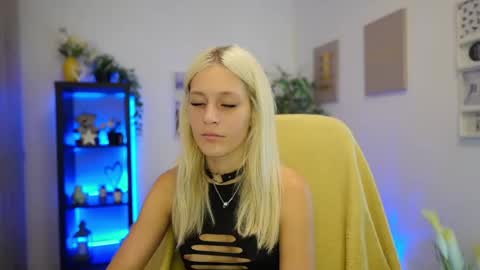luna_grace18 online show from July 30, 1:56 pm