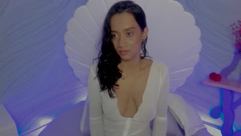 luna_hot_ass online show from November 8, 8:03 pm