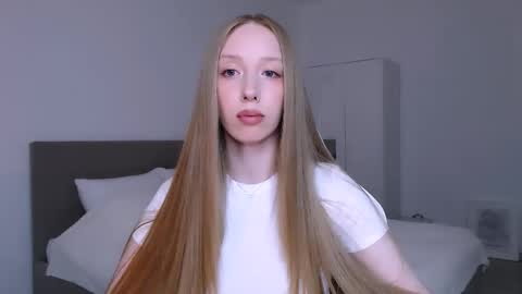 Luna online show from March 22, 9:21 pm