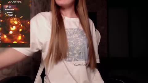 Luna online show from December 3, 1:43 pm