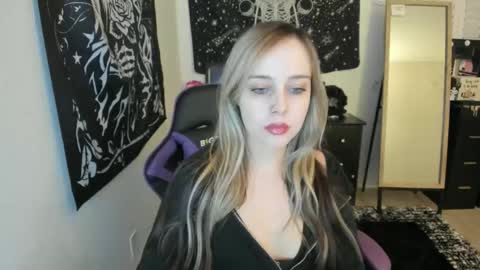 Luna online show from December 4, 8:38 am