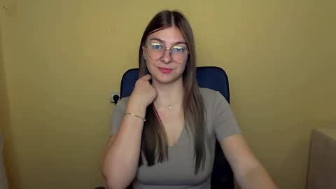 Luna online show from October 11, 9:25 am