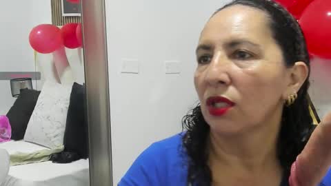 luna_naughty1 online show from February 16, 7:14 pm