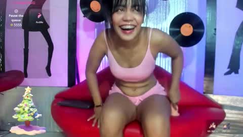 luna_sorni_ online show from November 30, 11:58 am