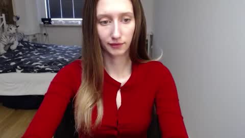 L U N A  online show from March 2, 7:15 am