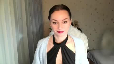 lunaa_bluee online show from December 4, 12:13 am