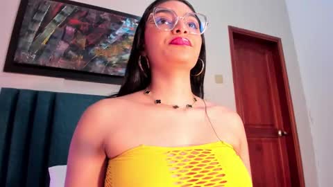 Luna Aspen online show from October 29, 6:43 pm