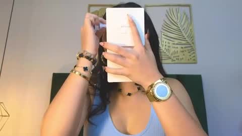 Luna Aspen online show from April 6, 5:58 pm