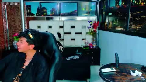 lunabustygirl online show from November 26, 1:39 am