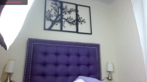 Luna Dread online show from November 7, 12:00 pm