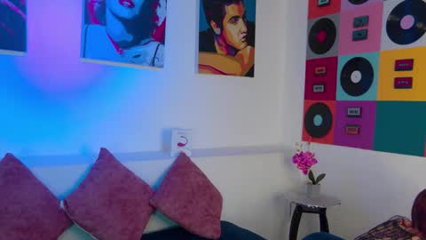 Luna online show from February 13, 7:42 pm