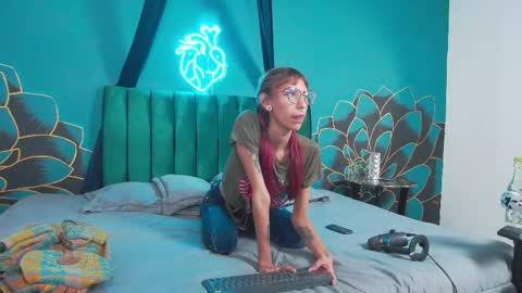 Luna online show from January 12, 8:25 pm