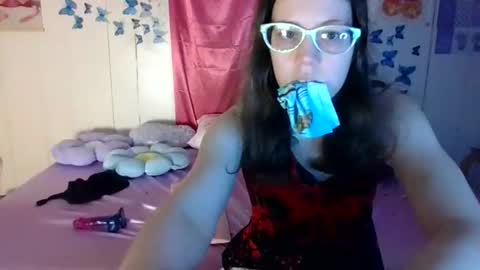 lunaquinn45 online show from October 27, 10:26 pm