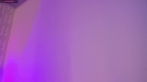 Luna  online show from November 1, 4:55 pm