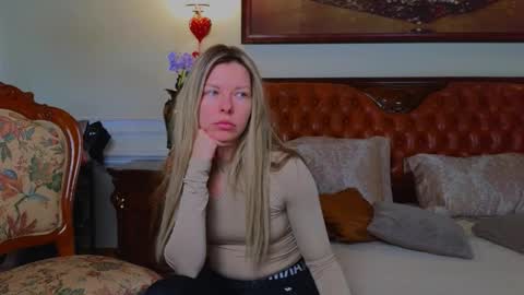 Luna Rishi online show from February 17, 6:13 am