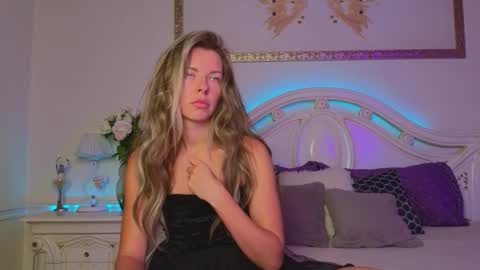 Luna Rishi online show from September 23, 11:52 am