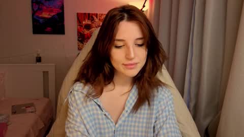 Kate online show from November 6, 1:28 pm