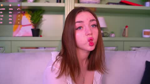 Michelle.       Fansly in Bio online show from March 1, 5:07 am