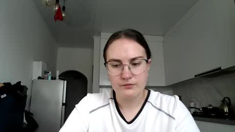 Snapshot of lunavelvet3 chatting on October 29, 1:04 pm lunavelvet3 online show from October 29, 1:04 pm