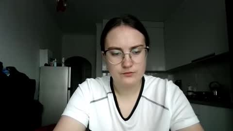 lunavelvet3 online show from November 4, 1:38 pm