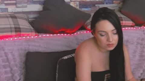 LunnaGray online show from October 24, 10:33 am