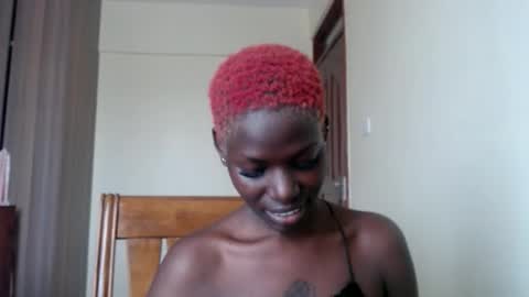 luo_queen online show from June 11, 12:24 pm