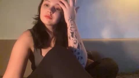 Lora online show from February 19, 2:16 pm