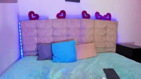 lushy_sweeet online show from October 19, 4:58 am