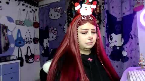 lussyevans_ online show from December 15, 6:29 am