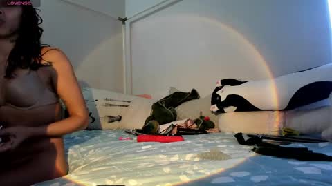 LOLA online show from September 19, 1:15 am