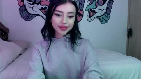 Snapshot of lustful_aprilx chatting on December 2, 10:43 pm Valerie  April   online show from December 2, 10:43 pm